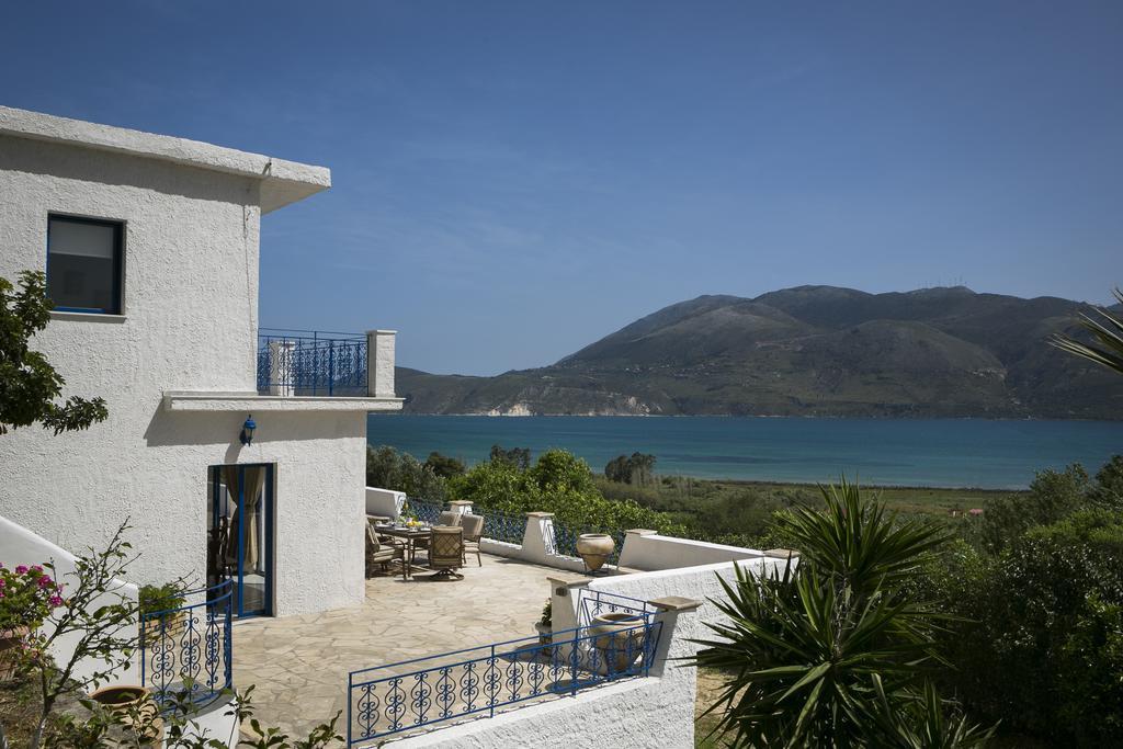 Villa Afrodite Mousata Exterior foto